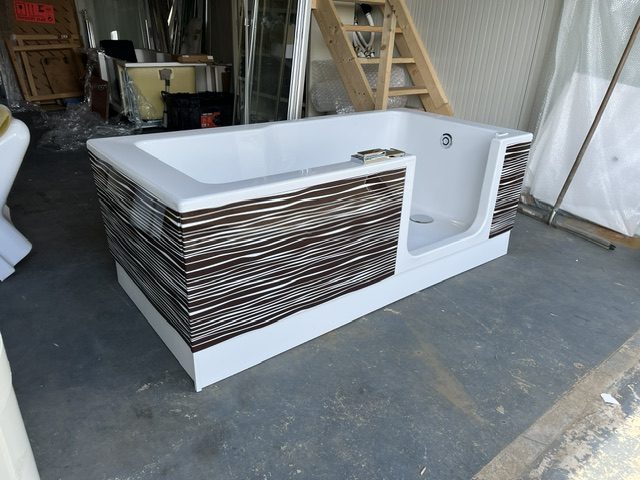 Artweger twinline 2 instapbad 170 x 80 cm, nieuw showroommodel instap rechts.